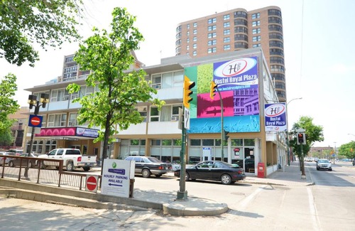 Downtown Winnipeg Hotel | Hotel Royal Plaza