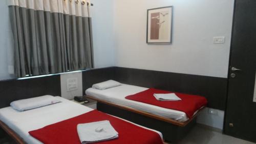 Sangli Cabin | Hotel Royal Residency Executive