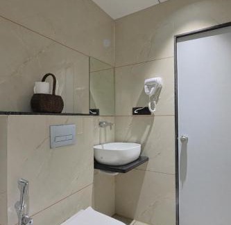 Ahmedabad Hotel | Hotel Royal Town