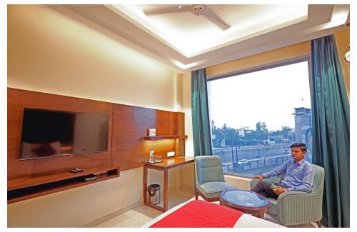 Gajraula Apartment | HOTEL ROYAL VILAS9