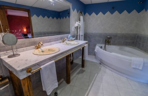 Plasenzuela Hotel | HOTEL RURAL EL LABRIEGO BY VIVERE STAYS