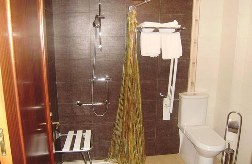 San Julian de Musques Hotel | Hotel Rural Las Palmeras Muskiz