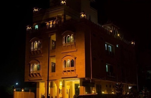 Shirdi Apartment | Hotel Sai Jharna