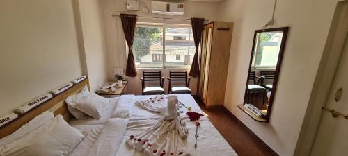 Satara Hotel | Hotel Sai Palace