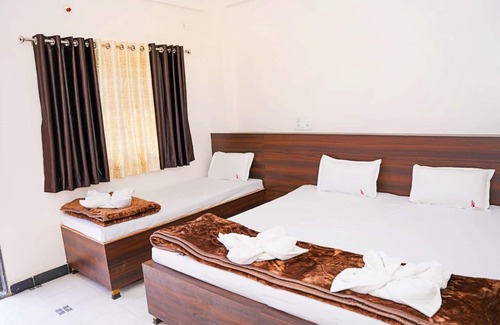 Shirdi Hotel | Hotel Sai samarpan Shirdi