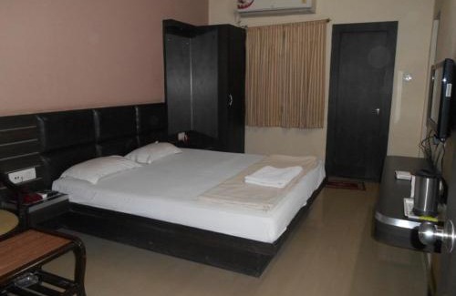 Raigarh Hotel | Hotel Saket Heritage