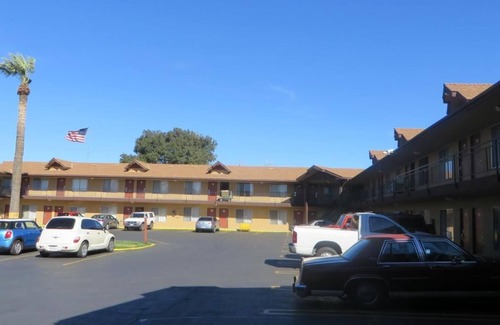 Beaumont Hotel | HOTEL SALINA