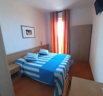 Viserba Hotel | Hotel Salsedine " 4 min da Rimini FIERA ! "