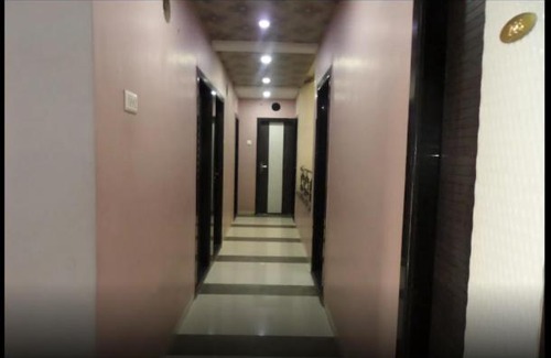 Sangli Hotel | Hotel Sanket Regency, Miraj