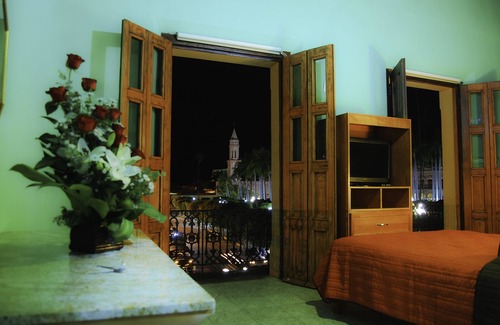 El Fuerte Hotel | Hotel Santa Elena