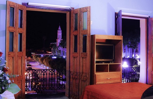 El Fuerte Hotel | Hotel Santa Elena