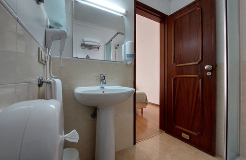 Vagos Hotel | Hotel Santiago