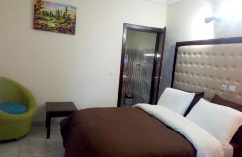 Angre Hotel | Hotel Saphir
