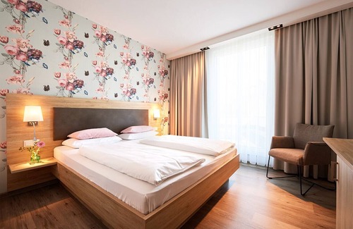 Heinsberg House | Hotel Sarah