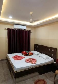 The Mall Road Hotel | hotel Sarveejeeta -Mussoorie