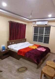 The Mall Road Hotel | hotel Sarveejeeta -Mussoorie