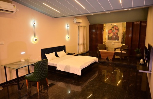 Barwani Hotel | Hotel Satyawati Signature