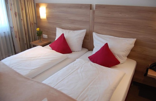 Burscheid Hotel | Hotel Schützenburg