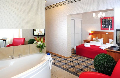 Neuhaus am Rennweg Hotel | Hotel Schieferhof - GlasLUST