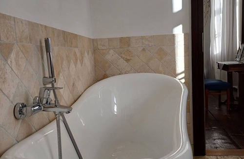Kallmunz Hotel | Hotel Schloss Raitenbuch