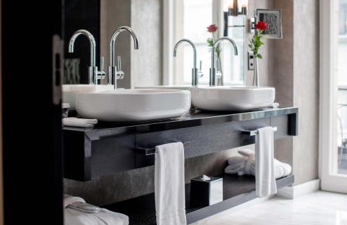 Old City of Bern Hotel | Hotel Schweizerhof Bern & Spa