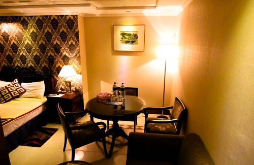 Uttara Hotel | Hotel Sea Shell