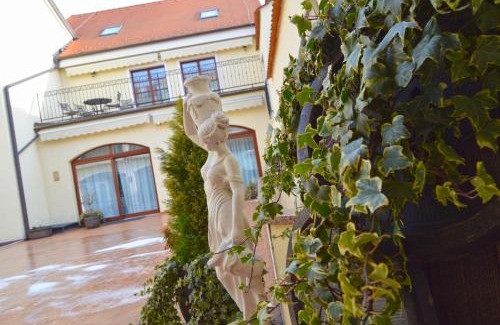 Modra House | Hotel Sebastian u Hoffera