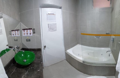 Banos del Inca Hotel | Hotel Serra Nova