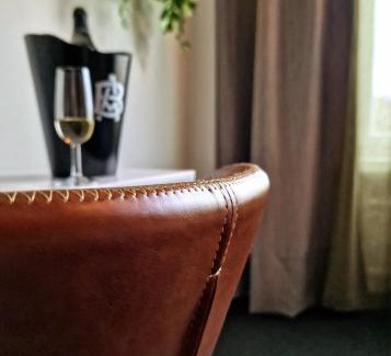 Riihimaki Hotel | Hotel Seurahuone Riihimäki