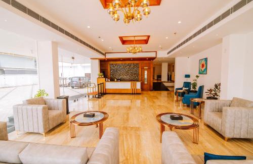 Edapalli Hotel | Hotel Seven Lights