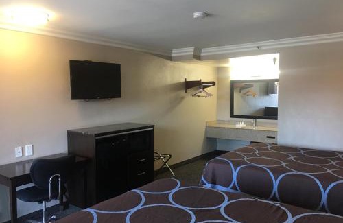 Ontario Hotel | Hotel Seville - Ontario Airport/Chino