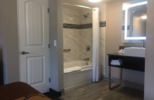 Ontario Hotel | Hotel Seville