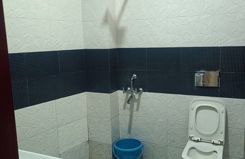 Shillong Hotel | HOTEL SHILLONG RAINS INN BY ROH