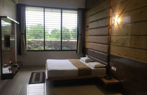 Mandav Hotel | Hotel Shivani Resort