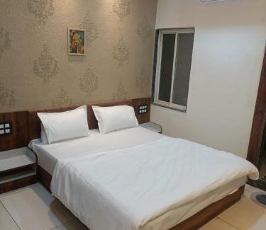 Thandla Hotel | Hotel Shree Residency