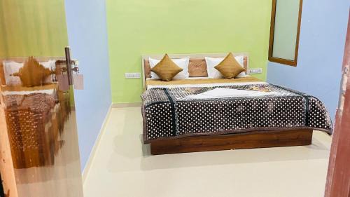 Khatu Hotel | Hotel Shri govind dev
