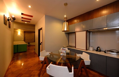 Bahan Hotel | Hotel Shwe Gone Daing