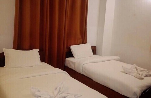 Lumbini Hotel | Hotel Siddhartha In Lumbini
