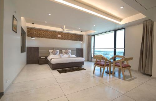 Ahmedabad Hotel | HOTEL SILVERA GRAND