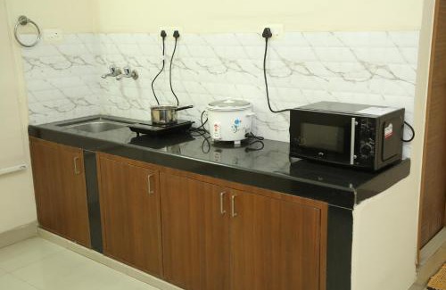 HITEC City House | Hotel Siri Inn