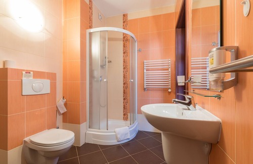 Meszna Hotel | Hotel Skalite