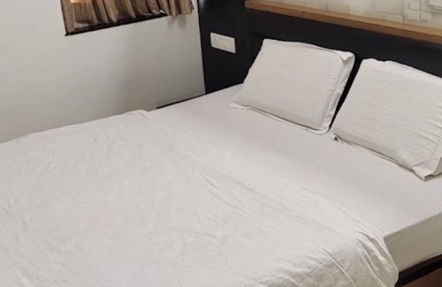 Bhavnagar Hotel | Hotel Sky Inn