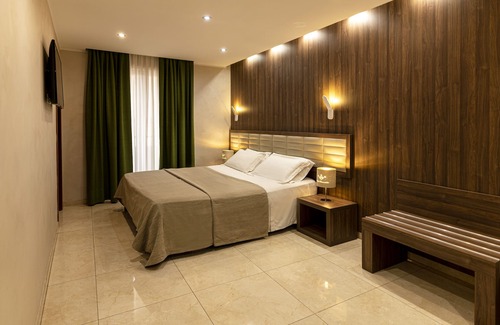 Qualiano Hotel | Hotel Smeraldo