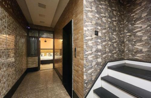 Dariyaganj Hotel | Hotel Sonic Palace