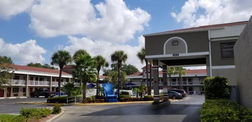 Virginia Park Hotel | Hotel South Tampa & Suites