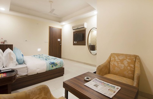 Mahipalpur Hotel | Hotel SRV Palace