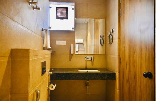 Kalyanpur Hotel | Hotel SS Grand