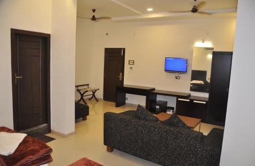 Gangavathi Hotel | Hotel SSLR ,Gangavathi
