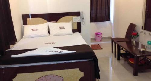 Dwaraka Nagar Hotel | HOTEL SSR ( SAI SRINIVASA RESIDENCY)