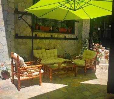 Old Town Hotel | Hotel St. George Pobedonosets